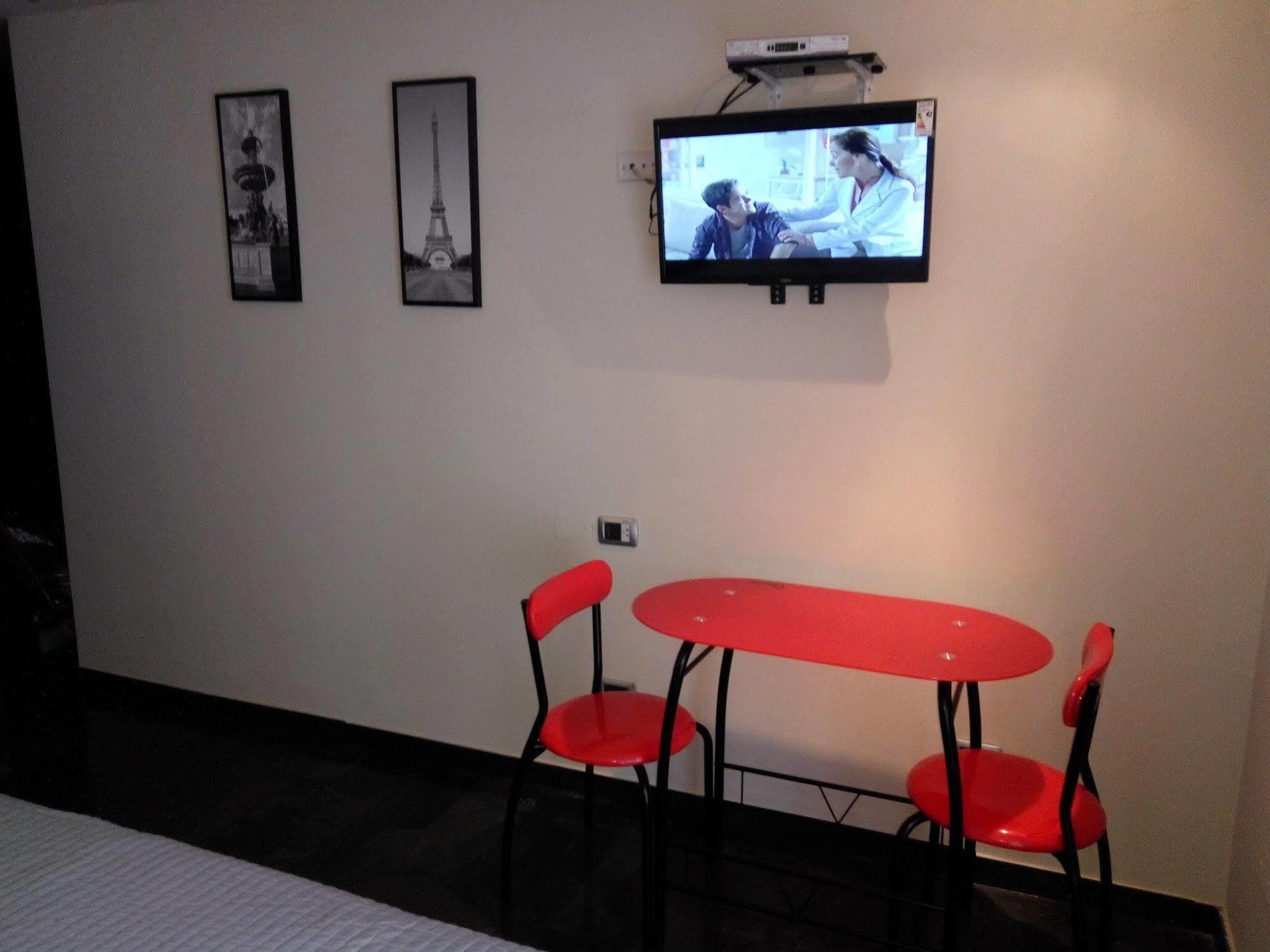Departamentos Amoblados Santiago Hotel Екстериор снимка