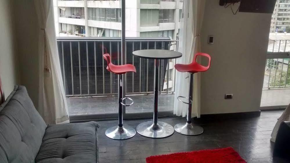 Departamentos Amoblados Santiago Hotel Екстериор снимка