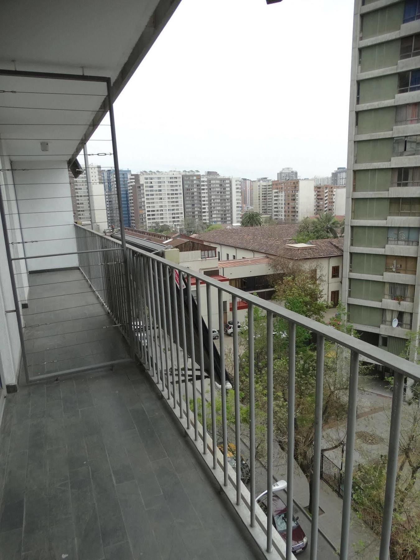 Departamentos Amoblados Santiago Hotel Екстериор снимка